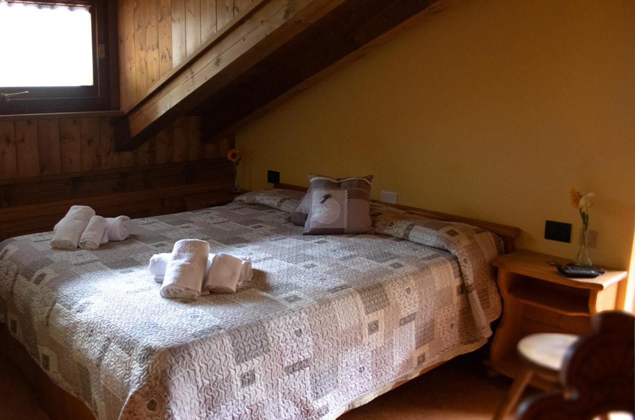 Al Mughetto Hotell Auronzo di Cadore Exteriör bild